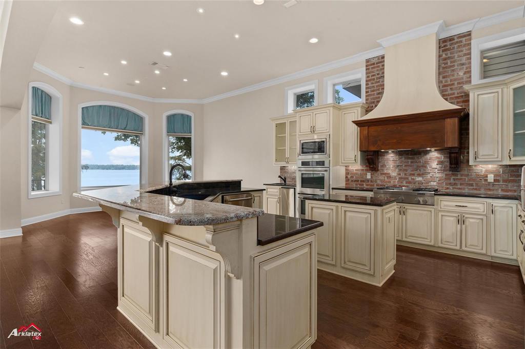 Lake Pointe Place - Residential