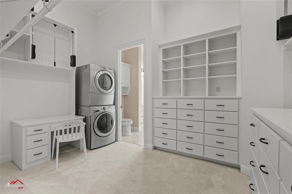 Lake Pointe Place - Residential