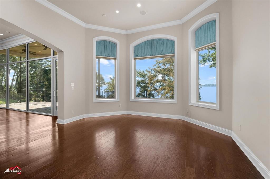 Lake Pointe Place - Residential