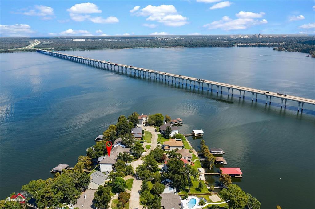 Lake Pointe Place - Residential