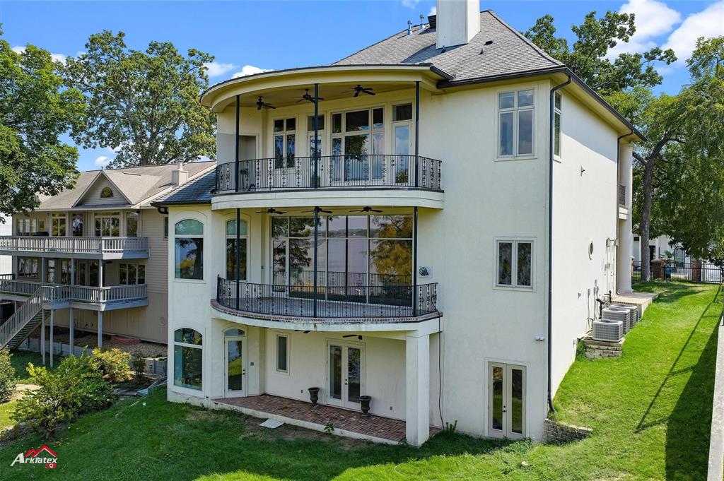 Lake Pointe Place - Residential