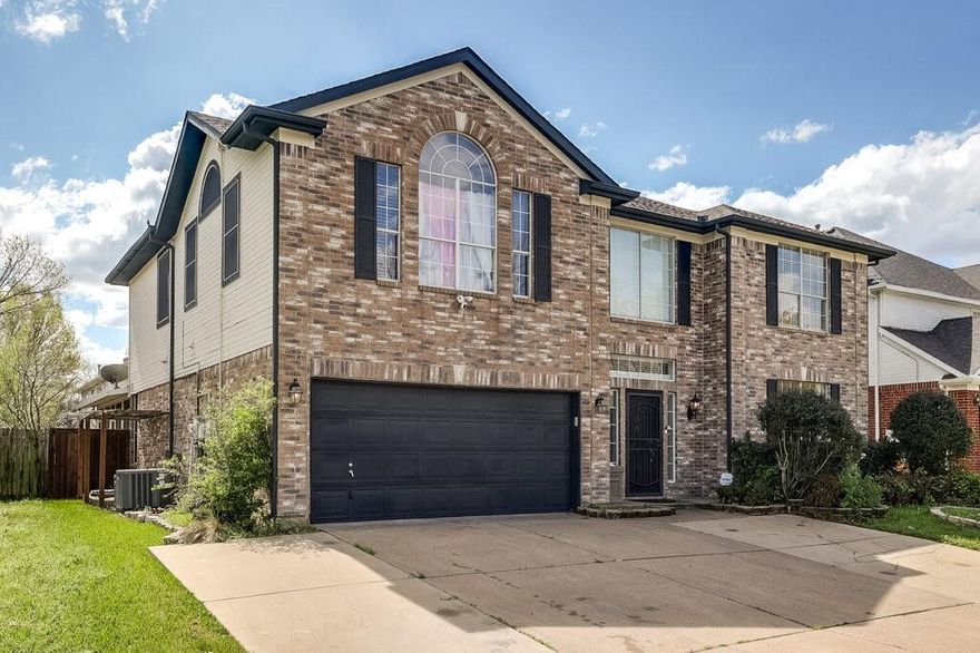 This Arlington home was previously owned by eight-time Mr. Olympia champion Ronnie Coleman and
offers over 4,000 square feet of flexible living space in a spacious two-story layout.
Originally designed with five bedrooms, the downstairs bedroom has been converted into a custom
10 x 10 walk-in closet featuring two doors, one leading to a full bathroom and the other opening into
the adjacent oversized room. That larger space now serves as a massive bedroom but was
previously used as a personal workout area by the former owner and offers exceptional flexibility as a
bedroom, fitness room, game room, or additional living area. Adjacent to it is another generously
sized room that could function as a sitting area, office, or lounge. Both rooms feature walls of glass
overlooking the backyard and provide direct access to the 30 x 12 tiled covered patio, creating a
bright indoor-outdoor living space.
The walk-in closet was previously used as a podcast recording room by the former owner before
being converted to its current use.
The home features three living areas, with two located downstairs and a spacious third living area
upstairs that can easily serve as a game room, media room, or additional family room. There are two
dining areas, including a formal dining room highlighted by a beautiful custom floor-to-ceiling built-in
shelving unit with adjustable shelves, interior lighting, and glass-front doors, along with a breakfast
nook just off the kitchen.
Upstairs, the spacious 19 x 19 primary bedroom provides a comfortable retreat and includes a 12 x
12 ensuite bathroom and a large 12 x 8 walk-in closet. Three additional bedrooms are located on the
opposite side of the upper level and share a full bathroom, offering privacy from the primary suite.
With its versatile floor plan, oversized rooms, and multiple living areas, this Arlington home offers
flexibility to fit a variety of lifestyles.