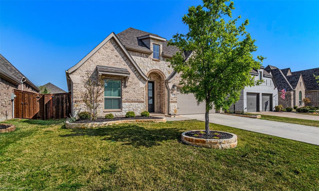 1009 Queens Lake Trail