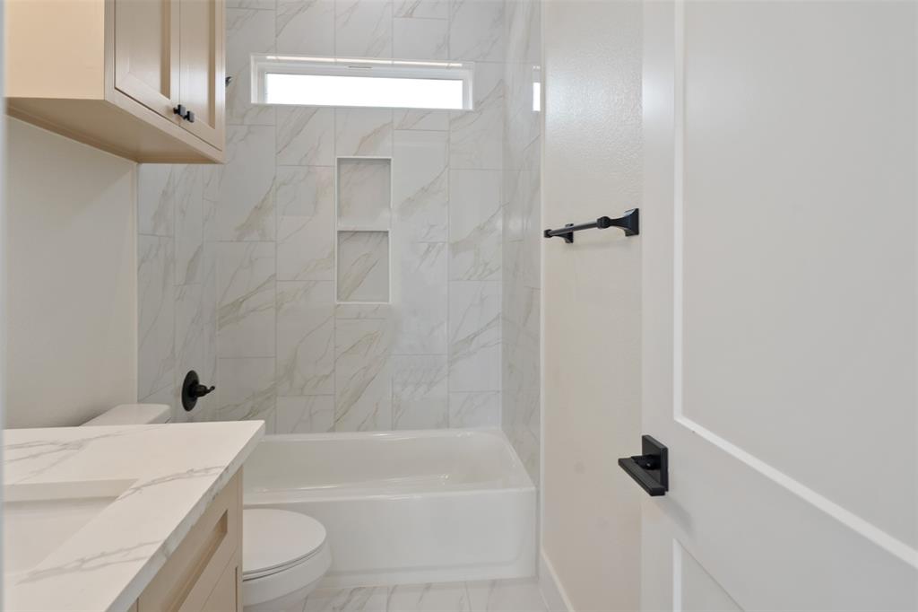 AB 782 T PARMER SUR, - Residential