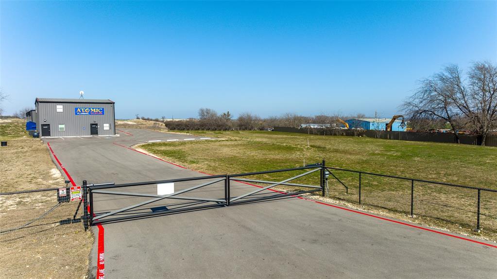 2550 W US Highway 377