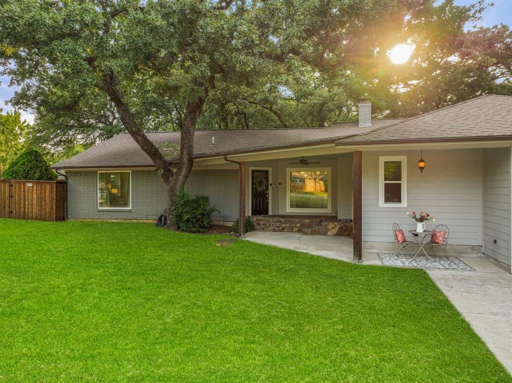 149 Redwood Drive