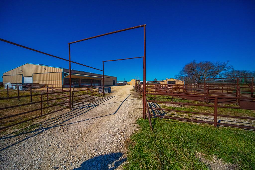 ABST 555 TR 32A,32B W O MERRIWETHER - Farm