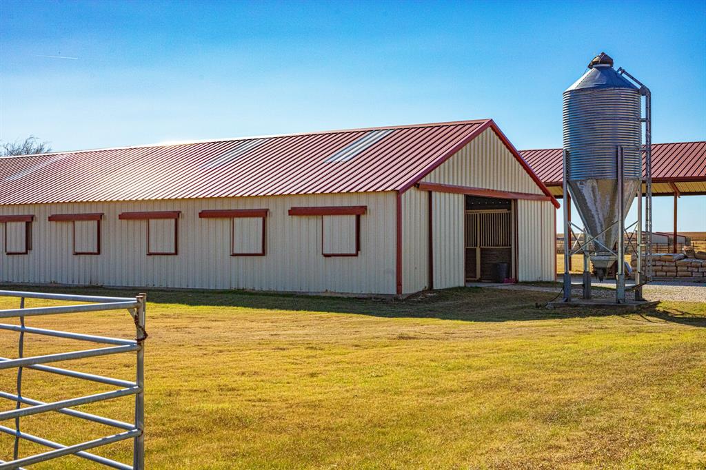 ABST 555 TR 32A,32B W O MERRIWETHER - Farm