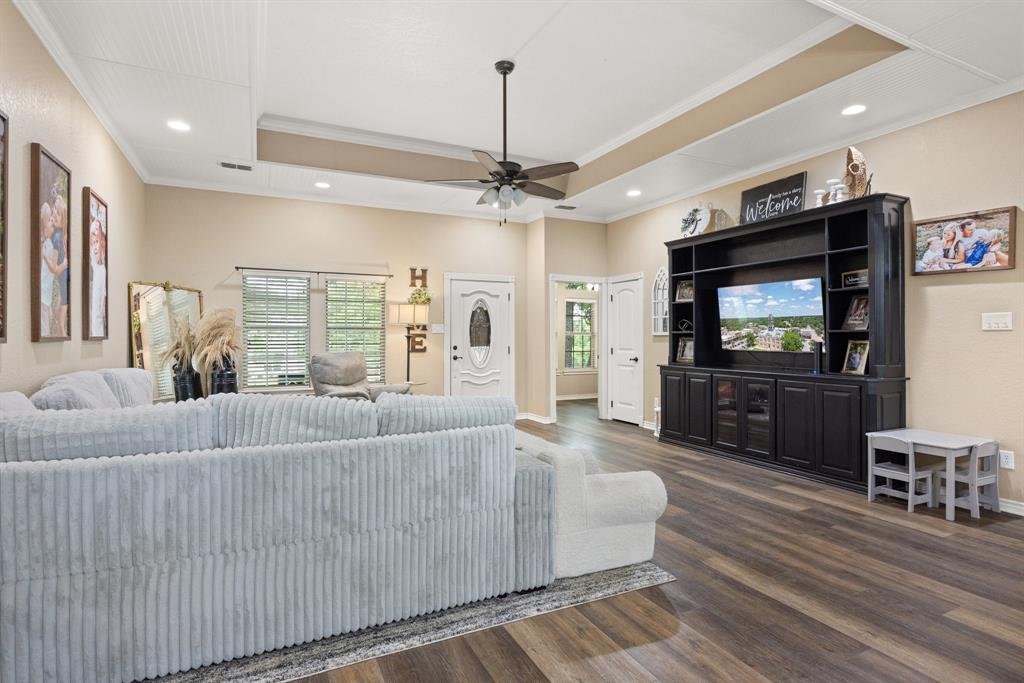 1135 Walking Horse Drive