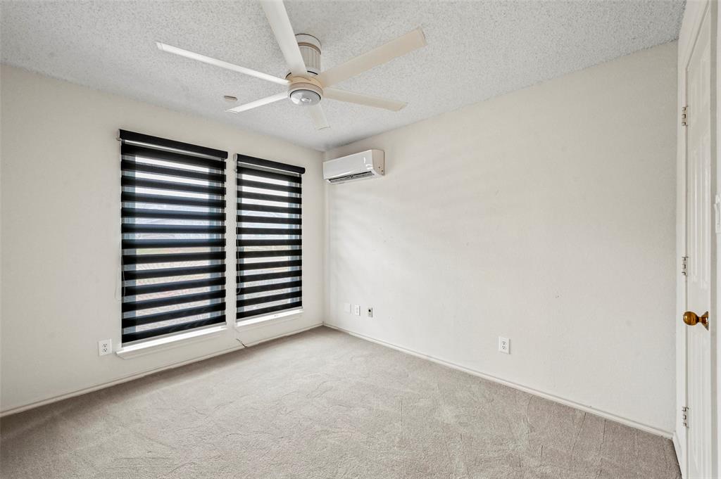 Carrollton, Texas 75010, United States, 3 Bedrooms Bedrooms, ,2 BathroomsBathrooms,Residential,Pending,5821