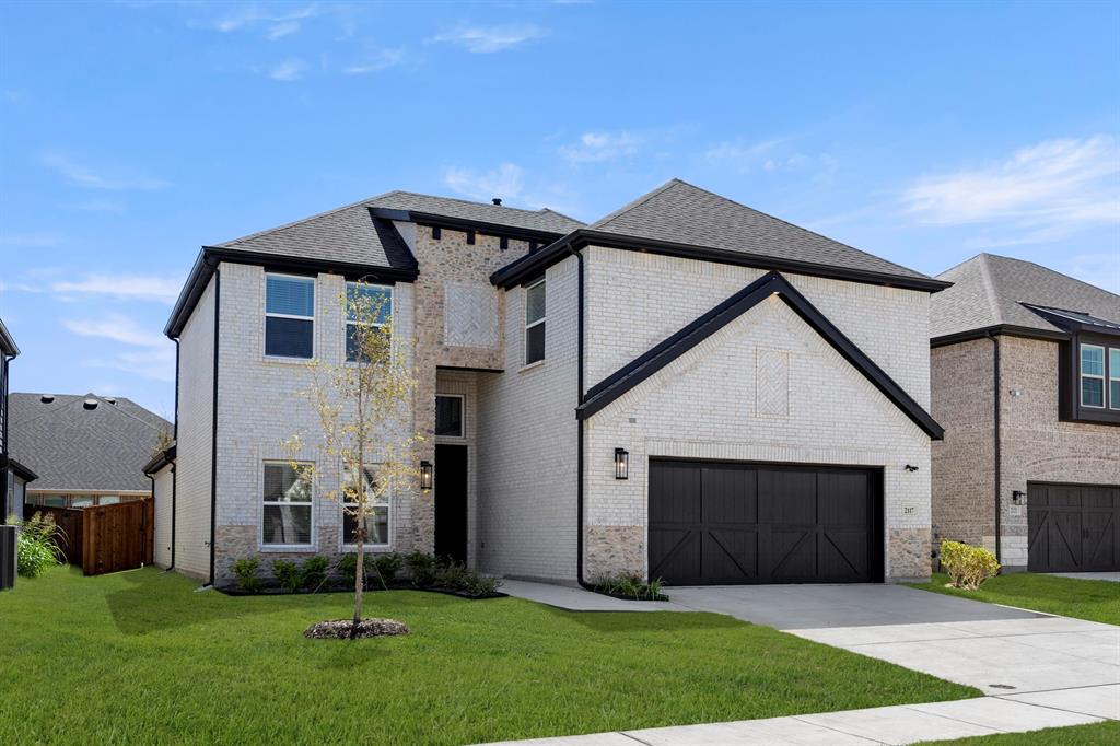 2117 N Corbera Drive