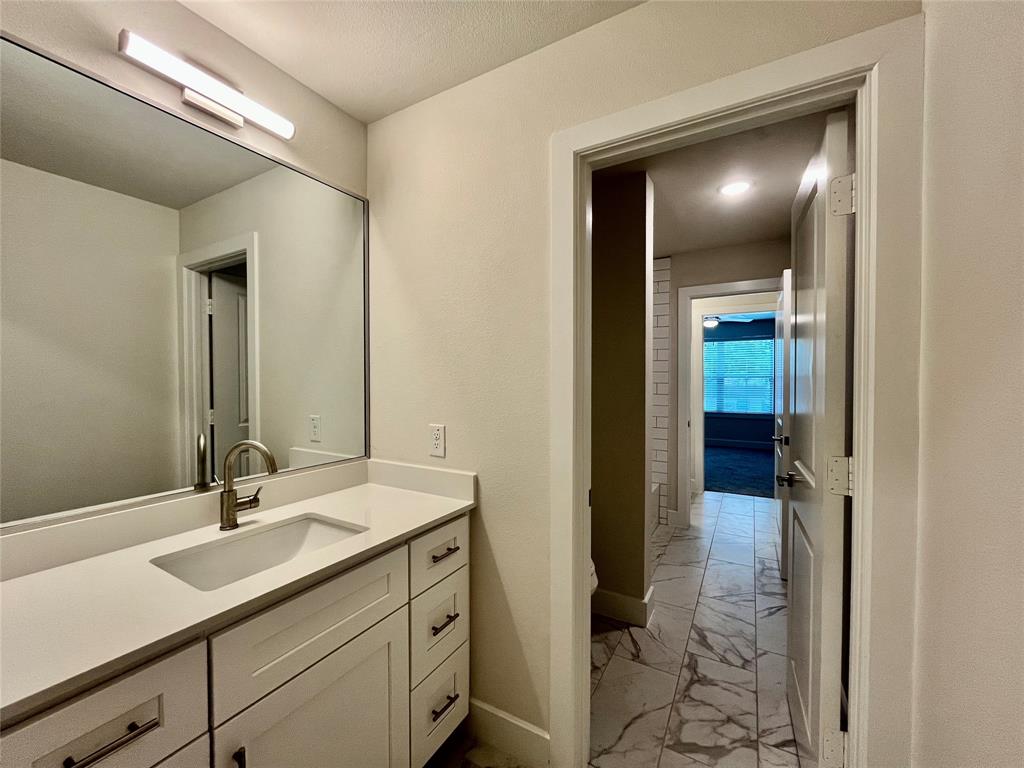 Mays Clyde W - Residential Lease