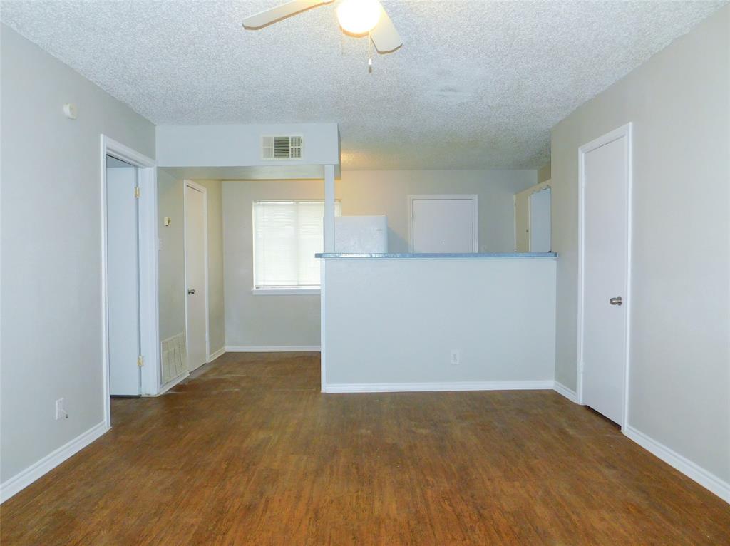 401 Betchan Street 4A