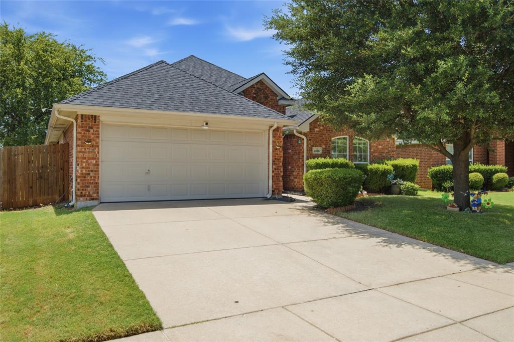 1516 Baslow Lane