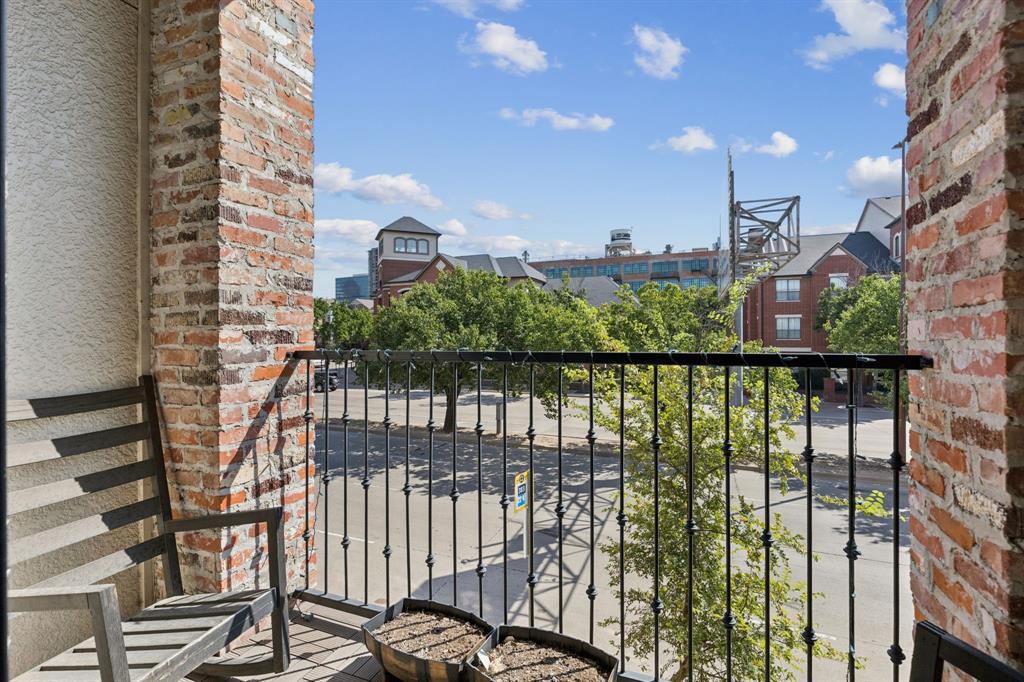 Intown Homes Farmers Market - Residential