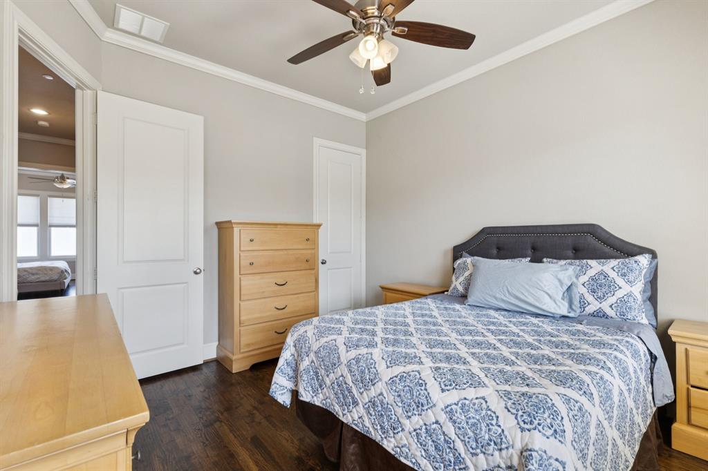 Intown Homes Farmers Market - Residential