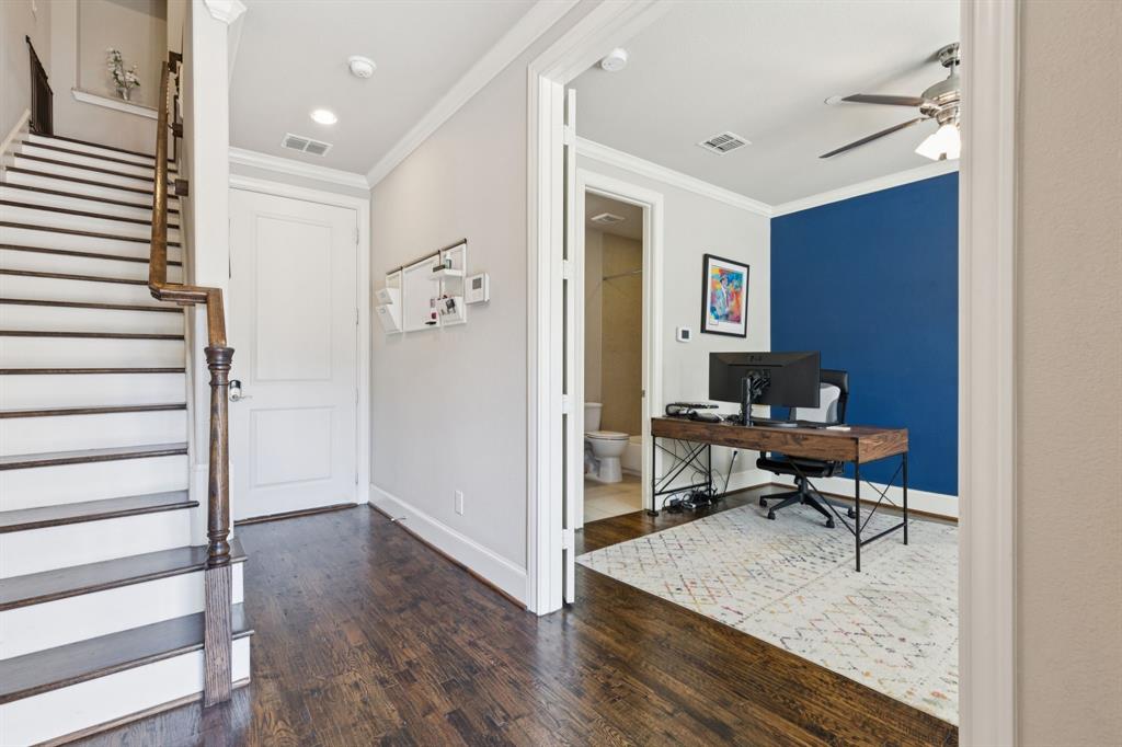 Intown Homes Farmers Market - Residential