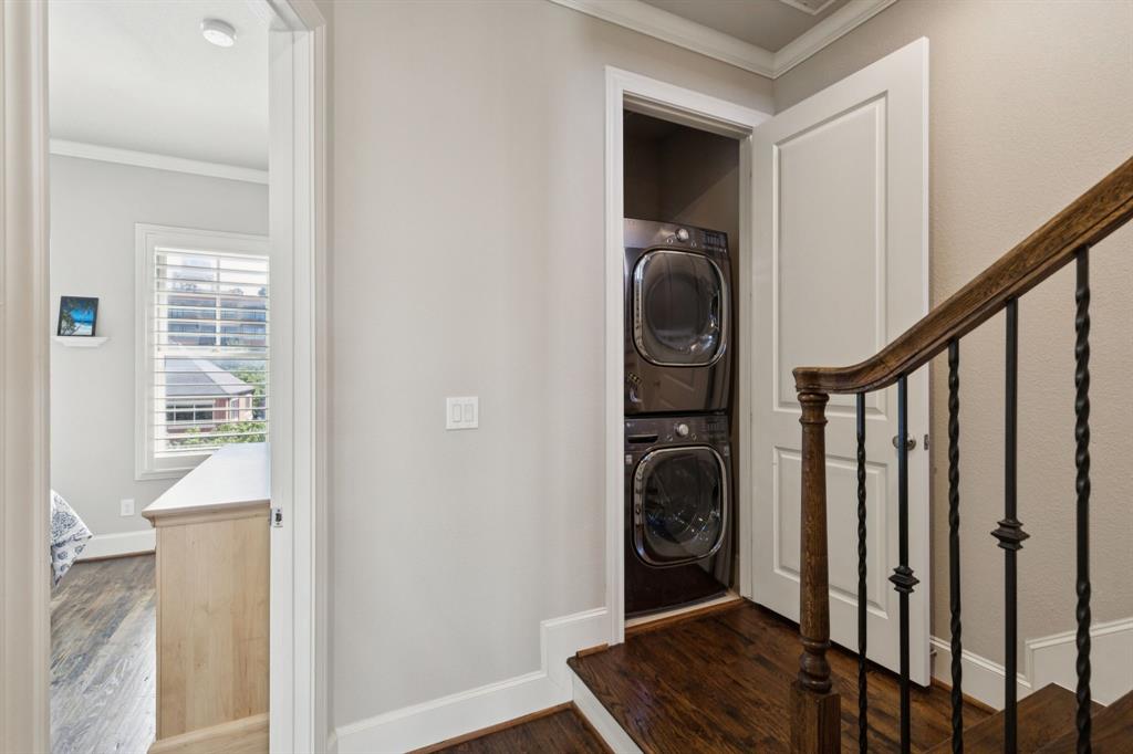 Intown Homes Farmers Market - Residential