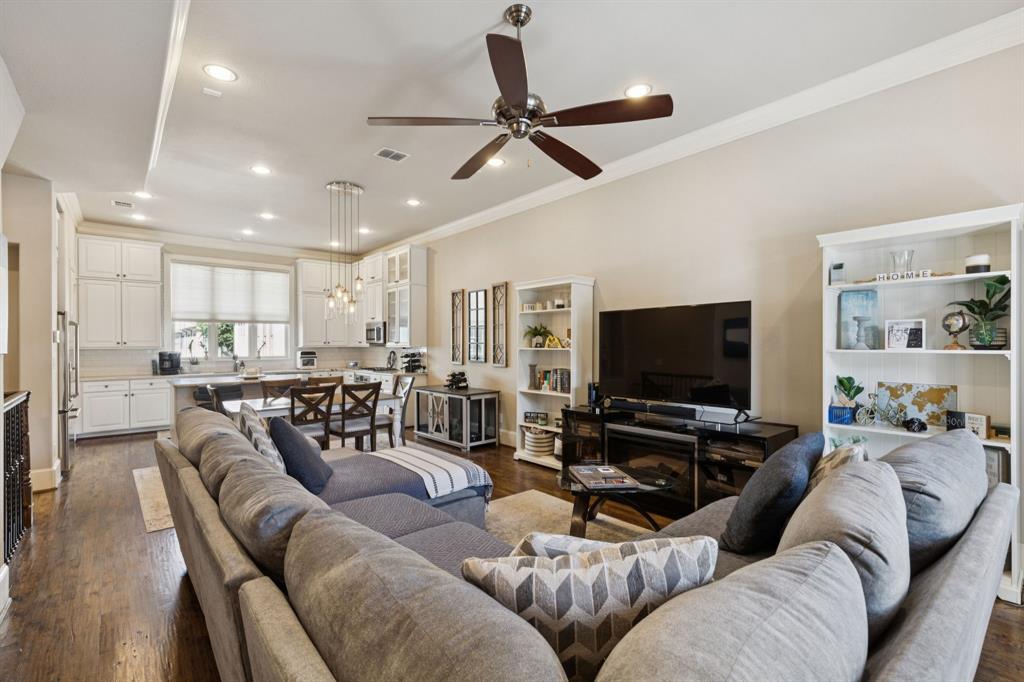 Intown Homes Farmers Market - Residential