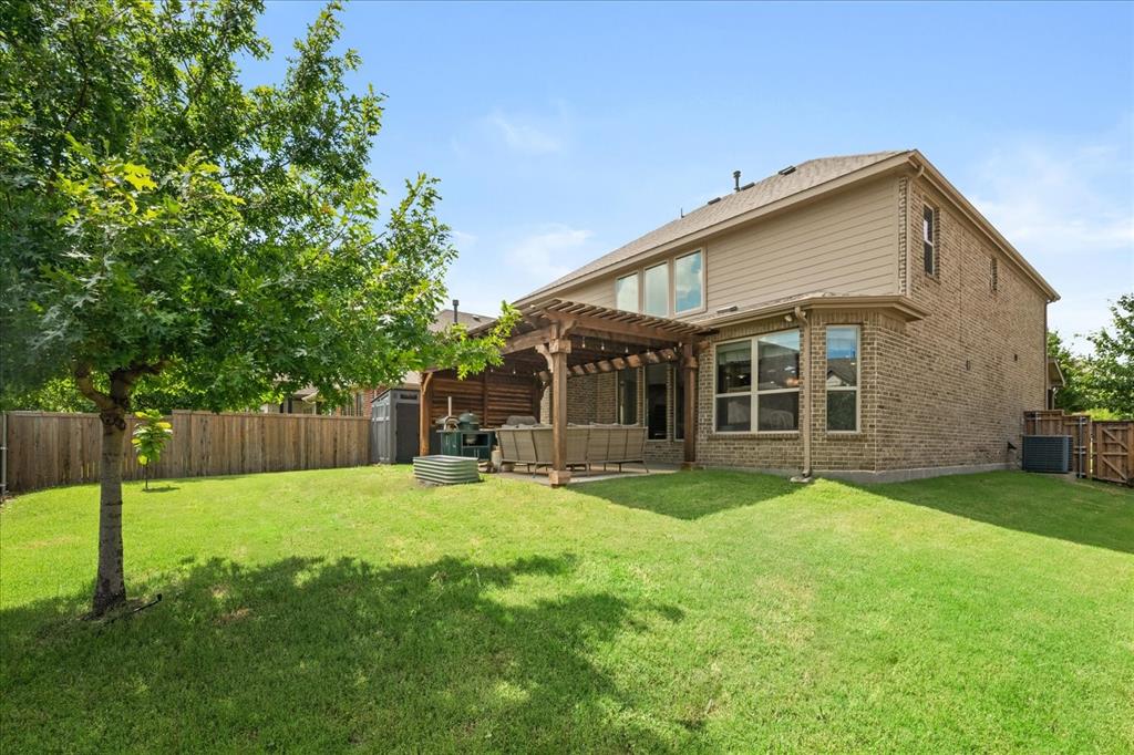 8242 Horsetail Court