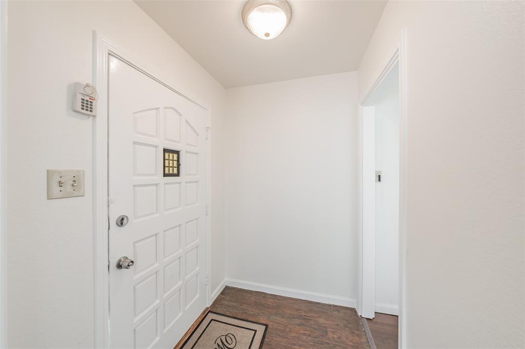 2638 Crestbrook Lane