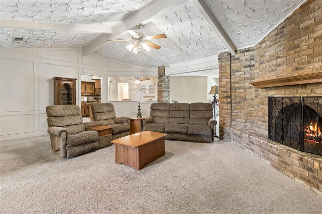 2829 Teakwood Lane