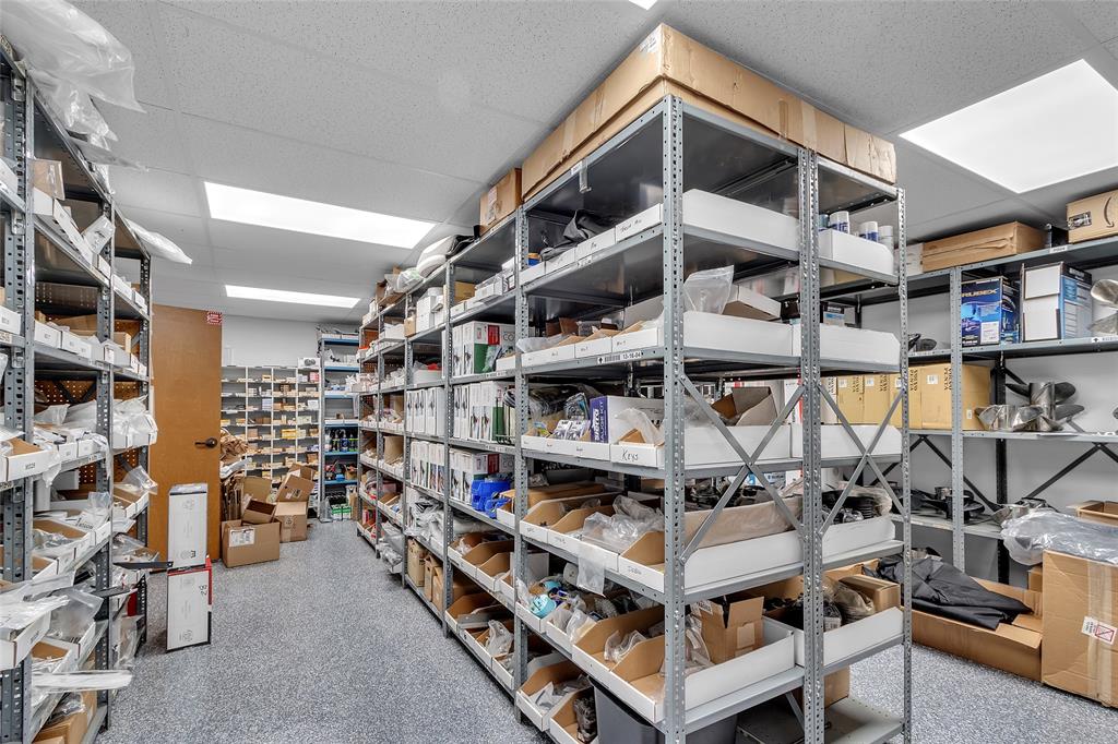 Pk Lake - Commercial Sale