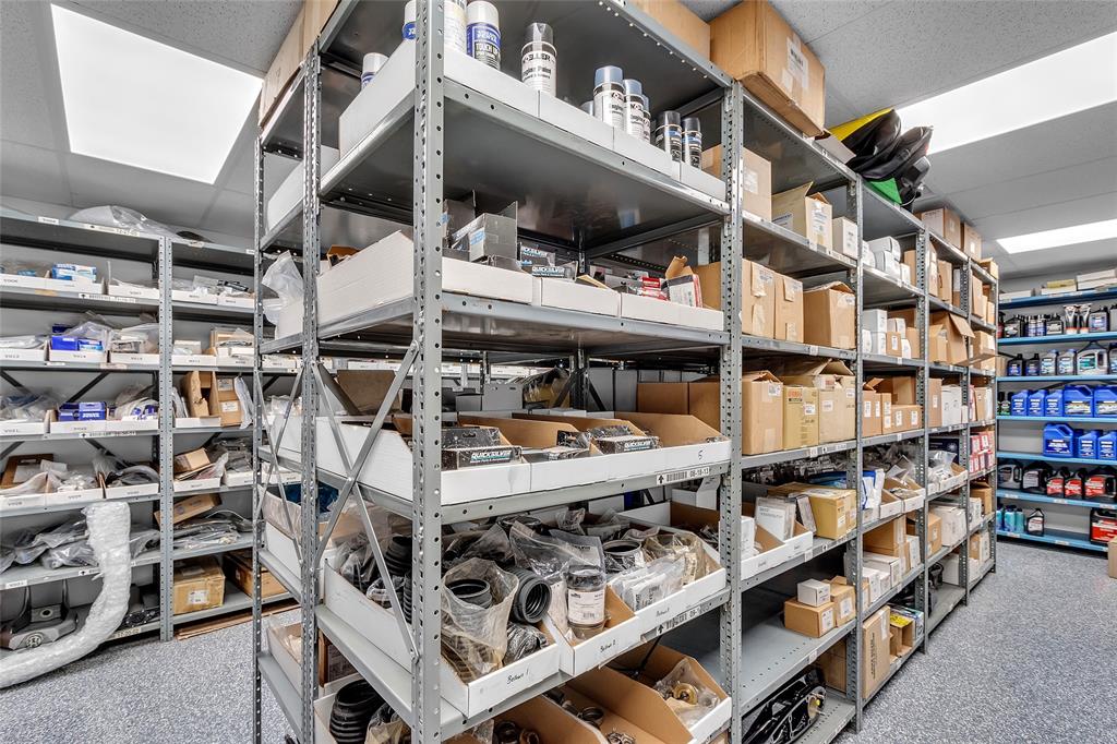 Pk Lake - Commercial Sale