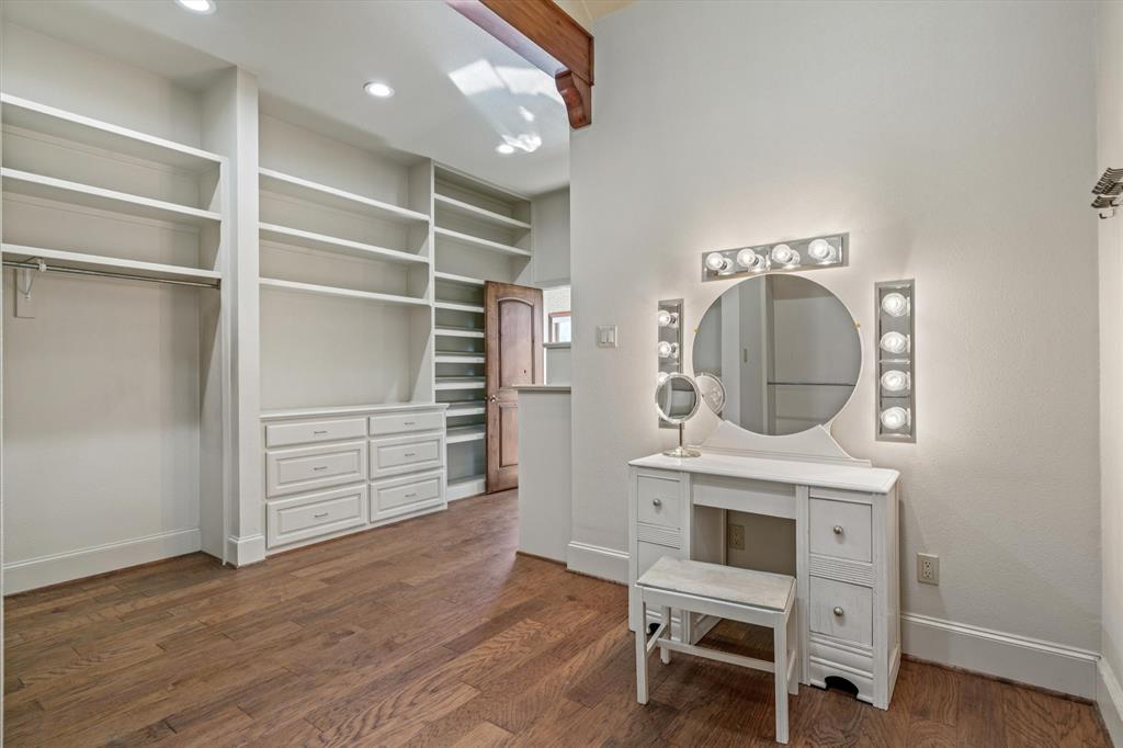 Oak Ranch Estate - Residential