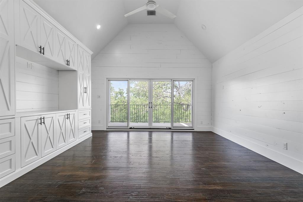 Country Club Estates 1 - Residential