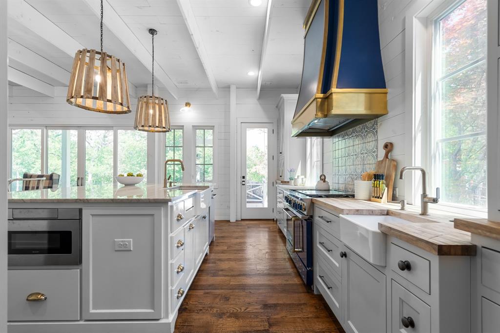 Country Club Estates 1 - Residential