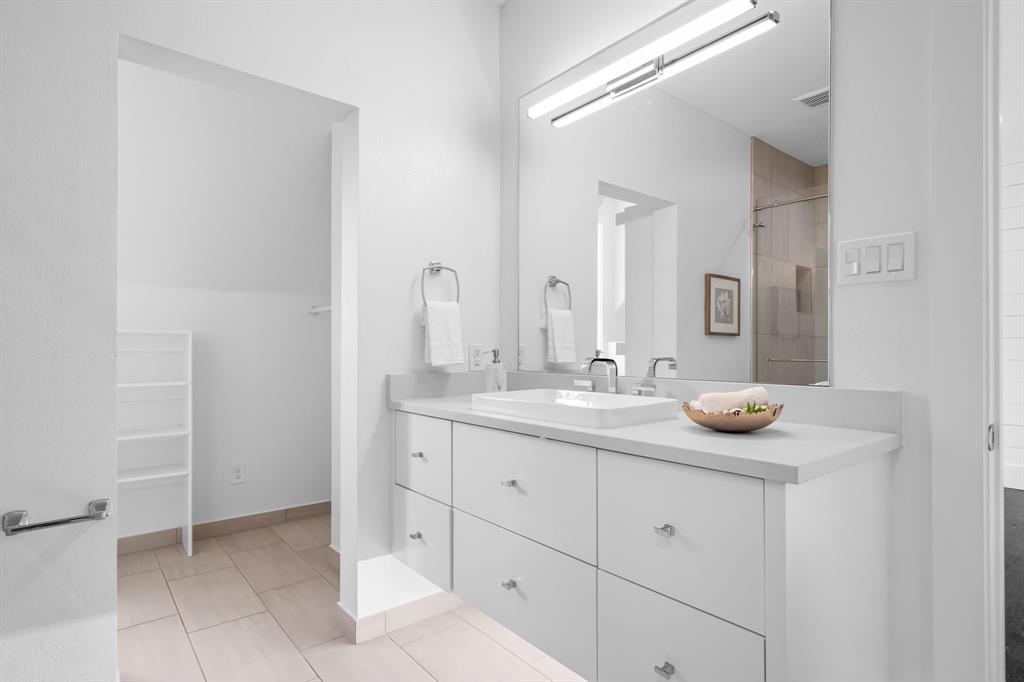 Country Club Estates 1 - Residential