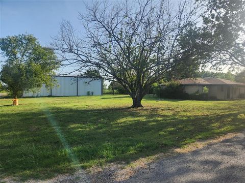 A home in Waxahachie