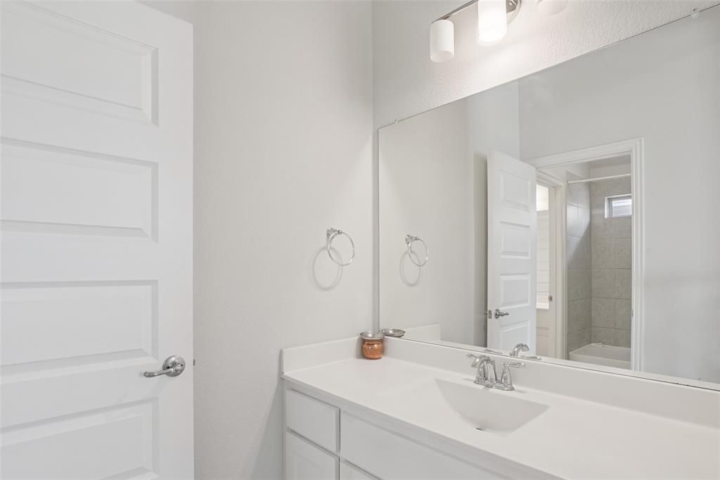 Encore Las Colinas - Residential