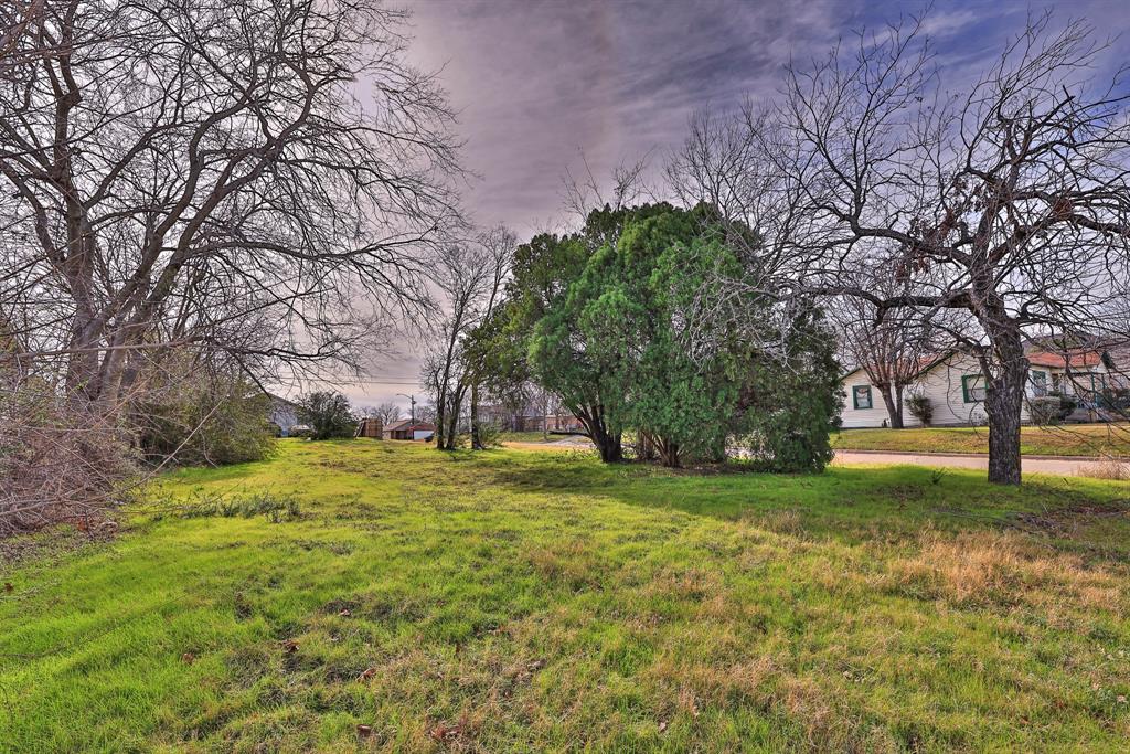 5437 Houghton Avenue