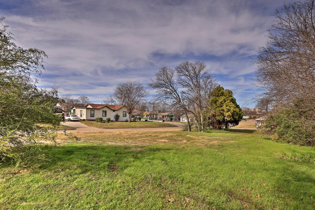 5437 Houghton Avenue