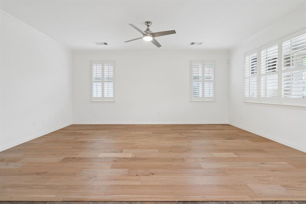 9505 Rivercrest Drive