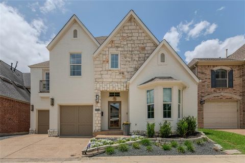 Photo of 2231 Matilda Street, Dallas, TX 75206 (MLS # 21295779)