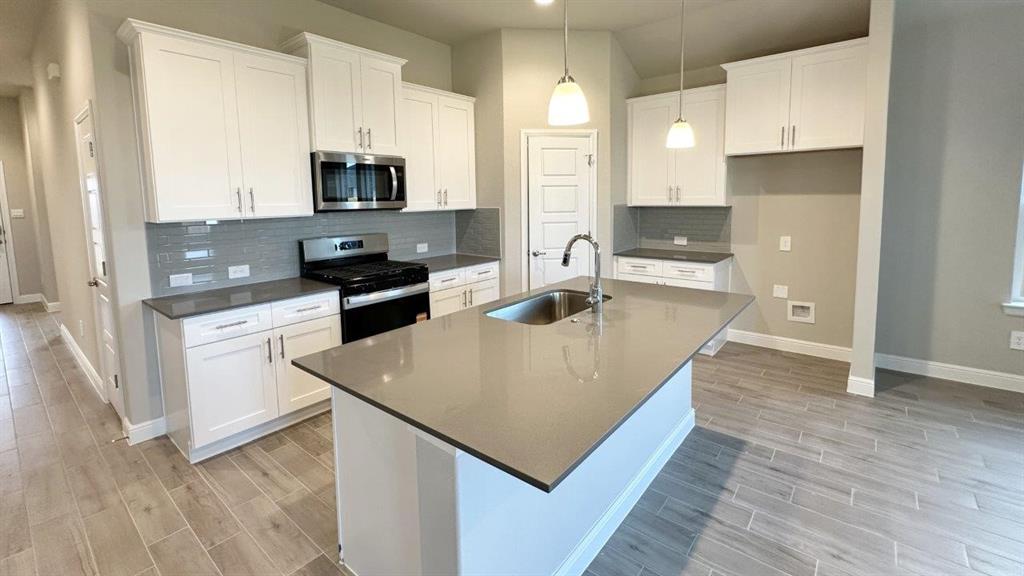 10844 BLACK ONYX Drive