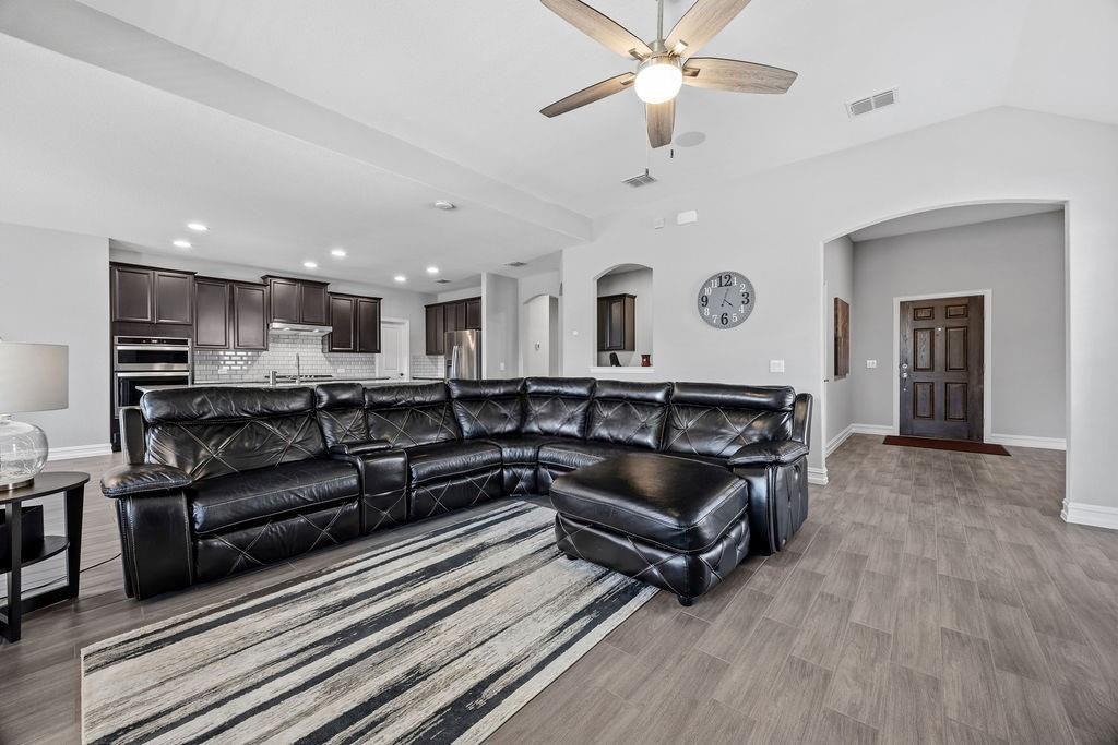 3729 Holley Ridge Way