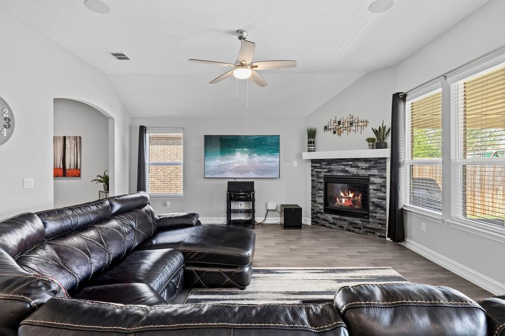 3729 Holley Ridge Way