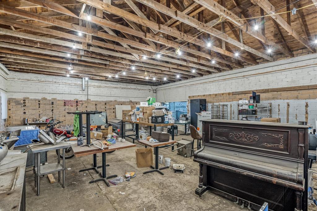 Orig Town - Commercial Sale