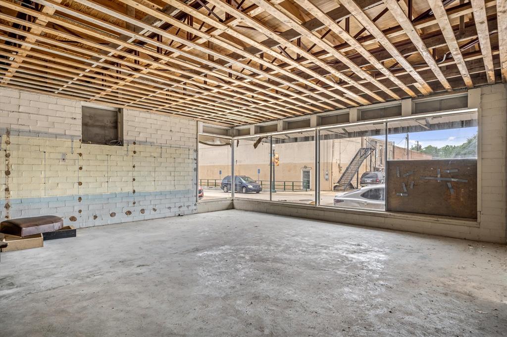 Orig Town - Commercial Sale