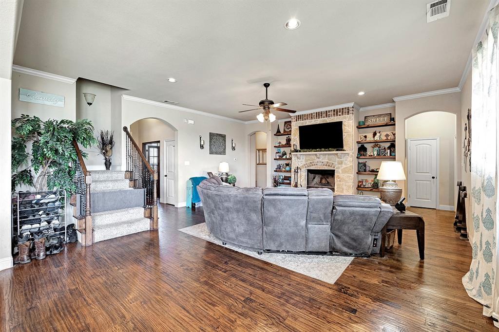 3206 Meadow Ridge Drive