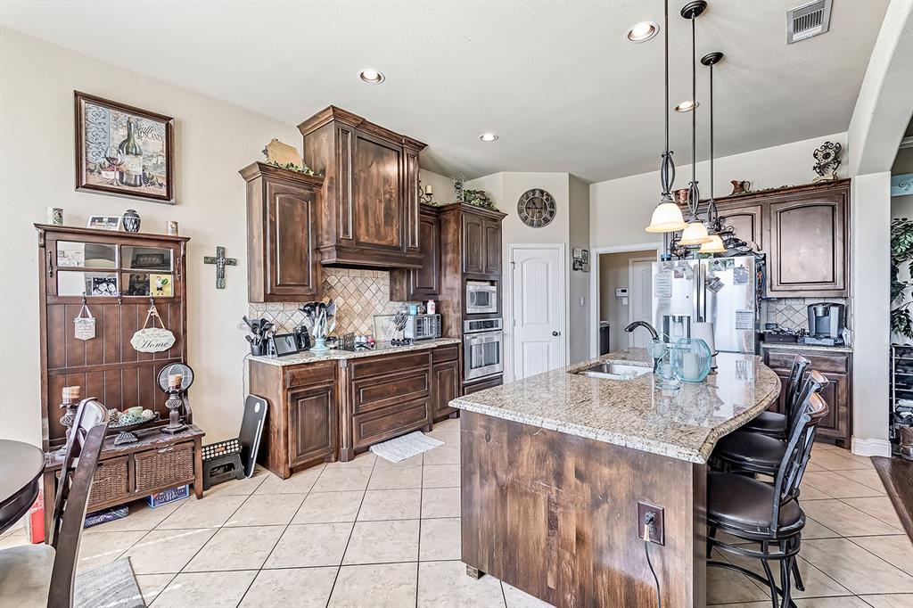 3206 Meadow Ridge Drive