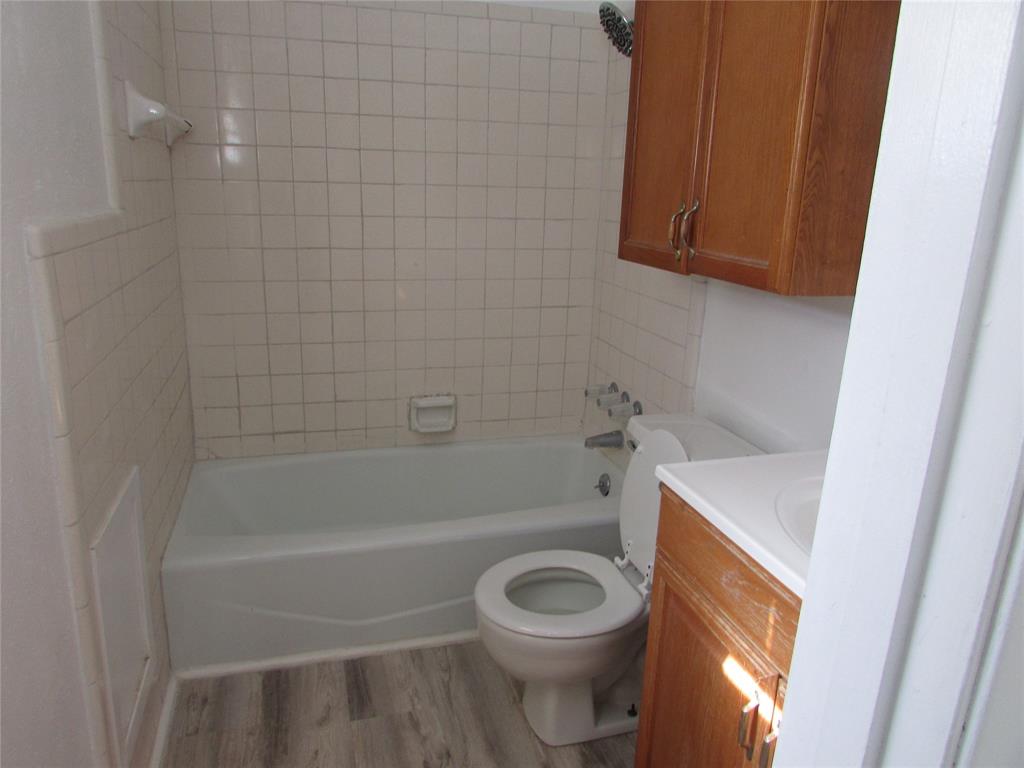 Tripp #3 Ennis - Residential