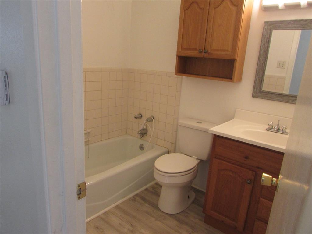 Tripp #3 Ennis - Residential