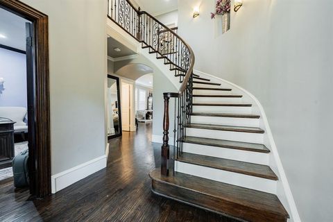 Tiny photo for 5517 Longview Street, Dallas, TX 75206 (MLS # 21083621)