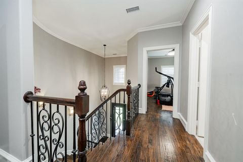 Tiny photo for 5517 Longview Street, Dallas, TX 75206 (MLS # 21083621)