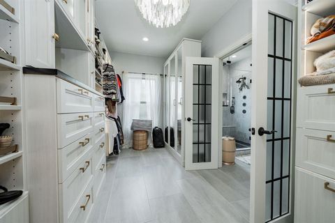 Tiny photo for 5517 Longview Street, Dallas, TX 75206 (MLS # 21083621)